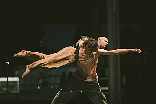 break a leg + עד לאן/Hasta Donde